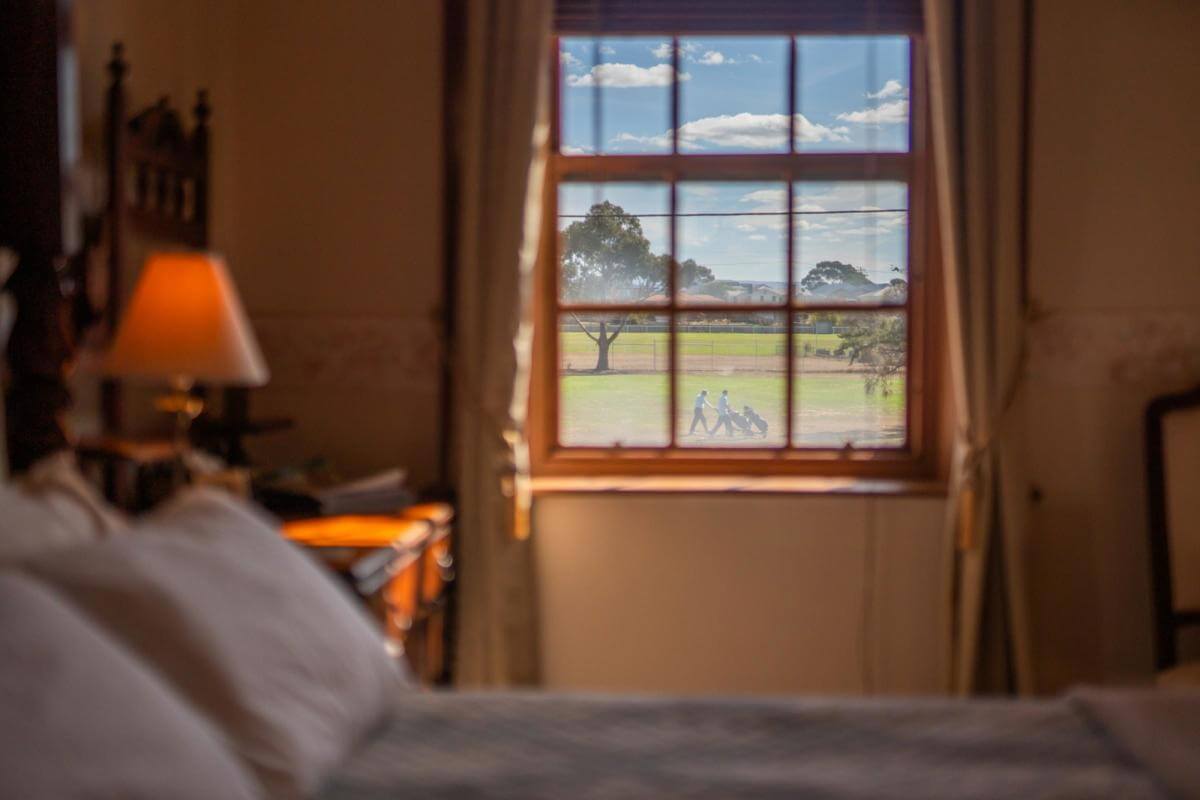 Magnificent Water Views Character Heritage Building 7BR Ensuite, Home or Business Choice is Yours