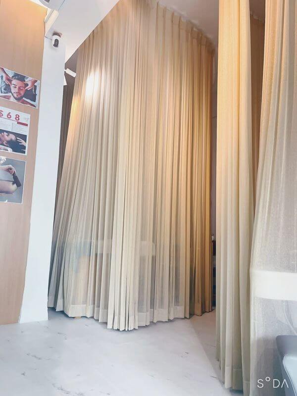 Beauty Health Care Spa For Takeover At Central & Good Location Beside 24/7 McDonald / Guardian