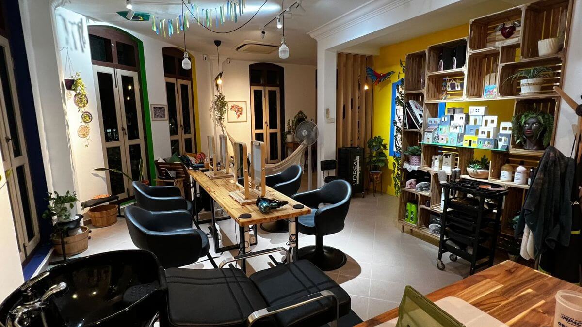 (Expired)Full-Service Boutique Salon For Sale – Turnkey Setup In Vibrant Joo Chiat