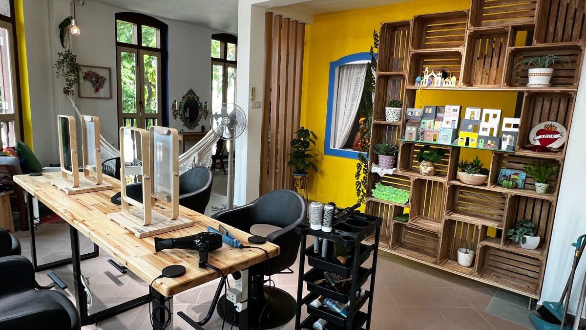 (Expired)Full-Service Boutique Salon For Sale – Turnkey Setup In Vibrant Joo Chiat