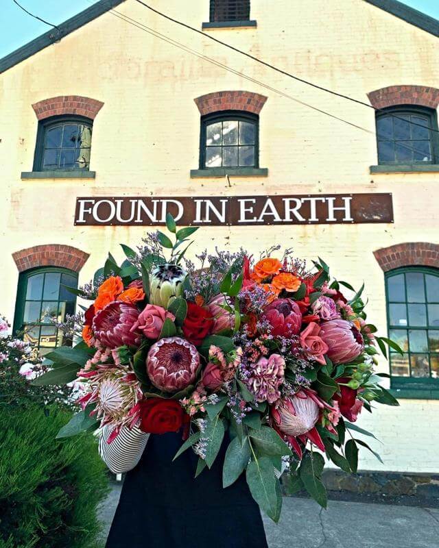 Highly Successful Blooming Deloraine Floristry  High Turn over O/O $75,000+SAV