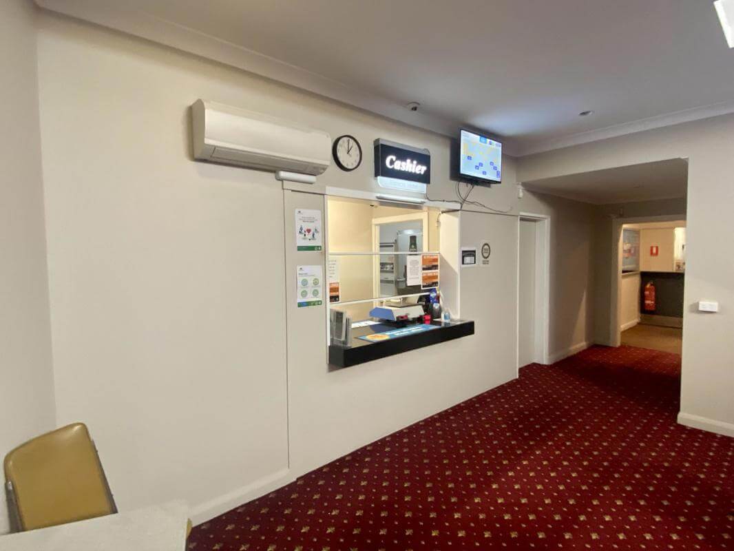 Best Value  Tasmanian Hotel All Revenue Streams , Excellent Presentation FHGC 0/0 $895,000 +sav