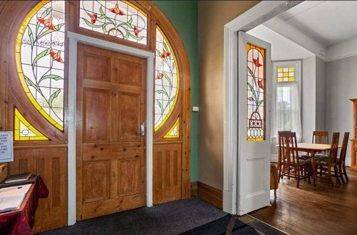 St Marys Hotel Iconic Landmark Leasehold Hotel, only $200,000+sav T/O approx $1.4m