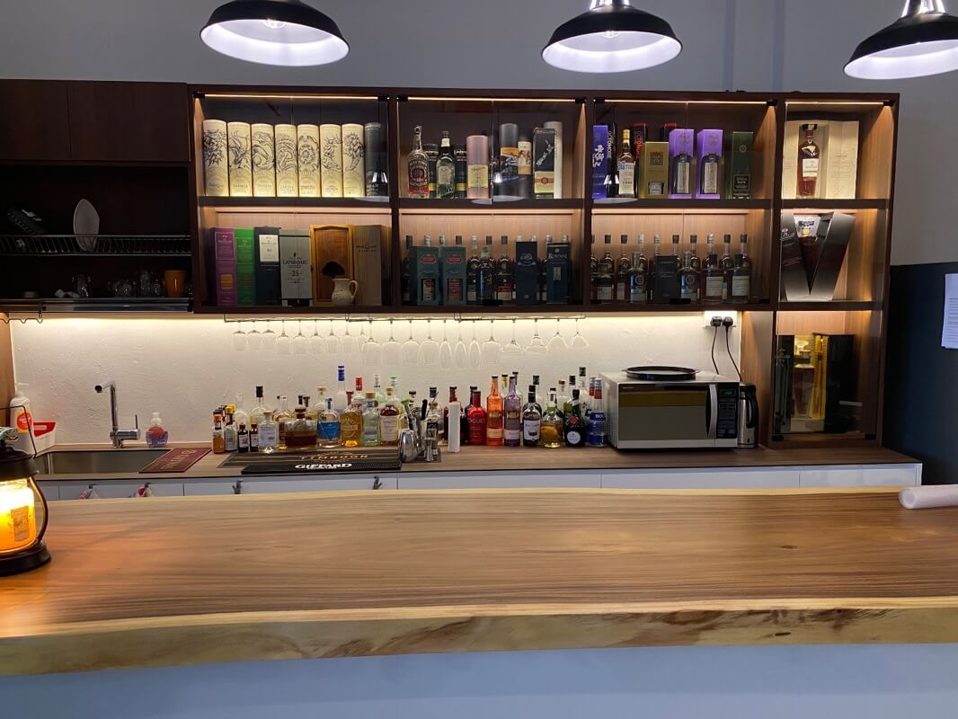 Established Alcohol And Beverage Ecommerce Businesses For Takeover