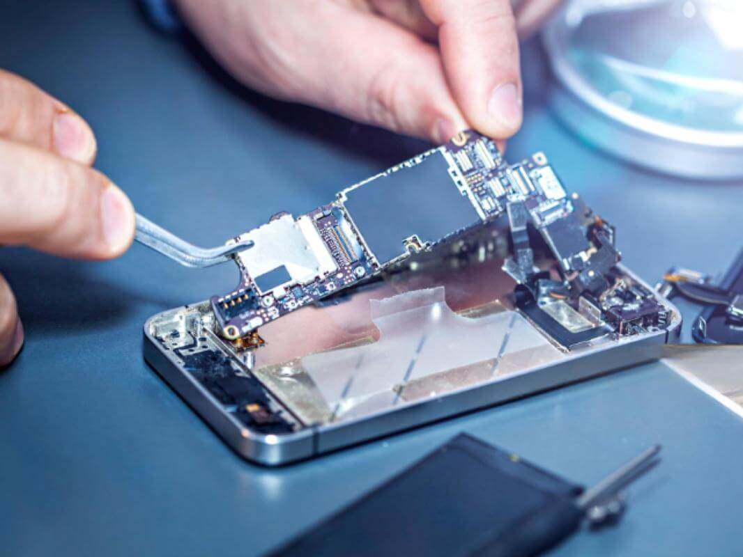 Pop Phones Franchise  Tech Retail & Repairs with National Brand Backing