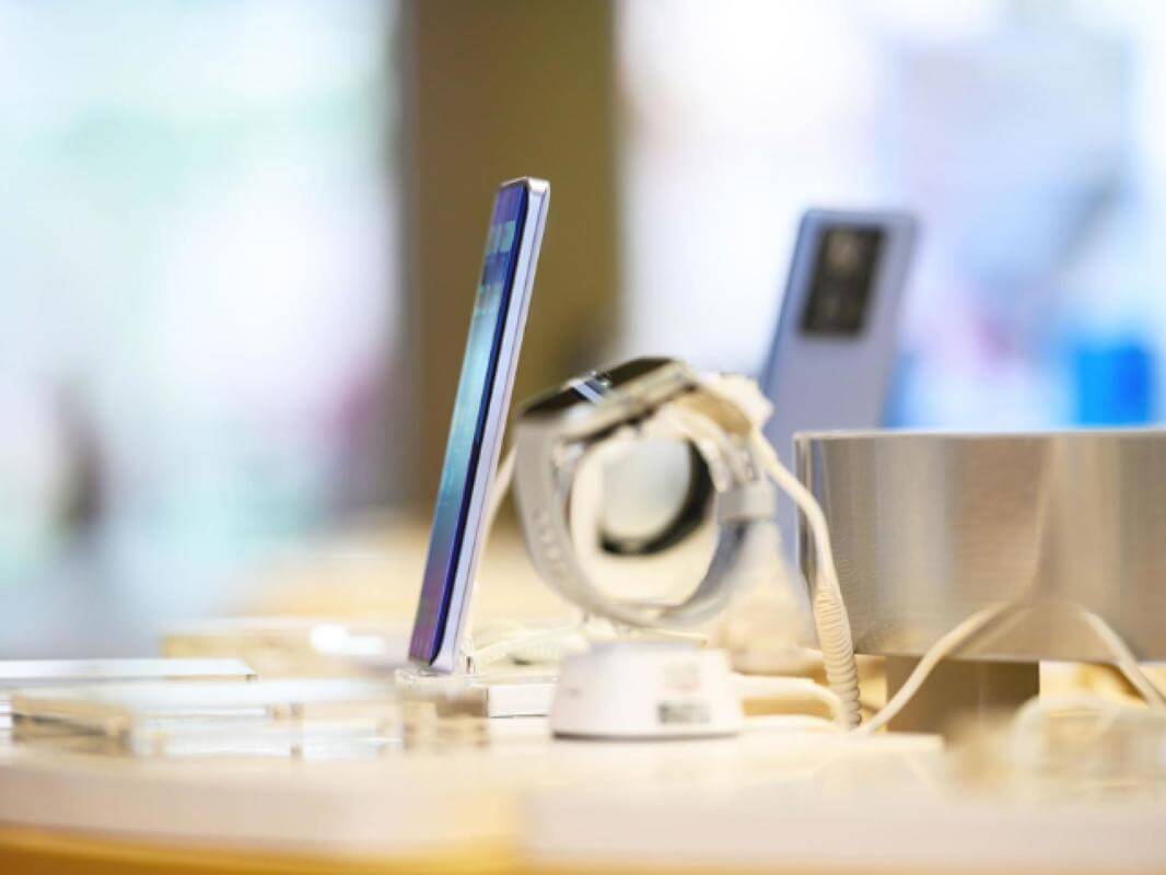 Pop Phones Franchise SA  Tech Retail & Repairs with National Brand Backing