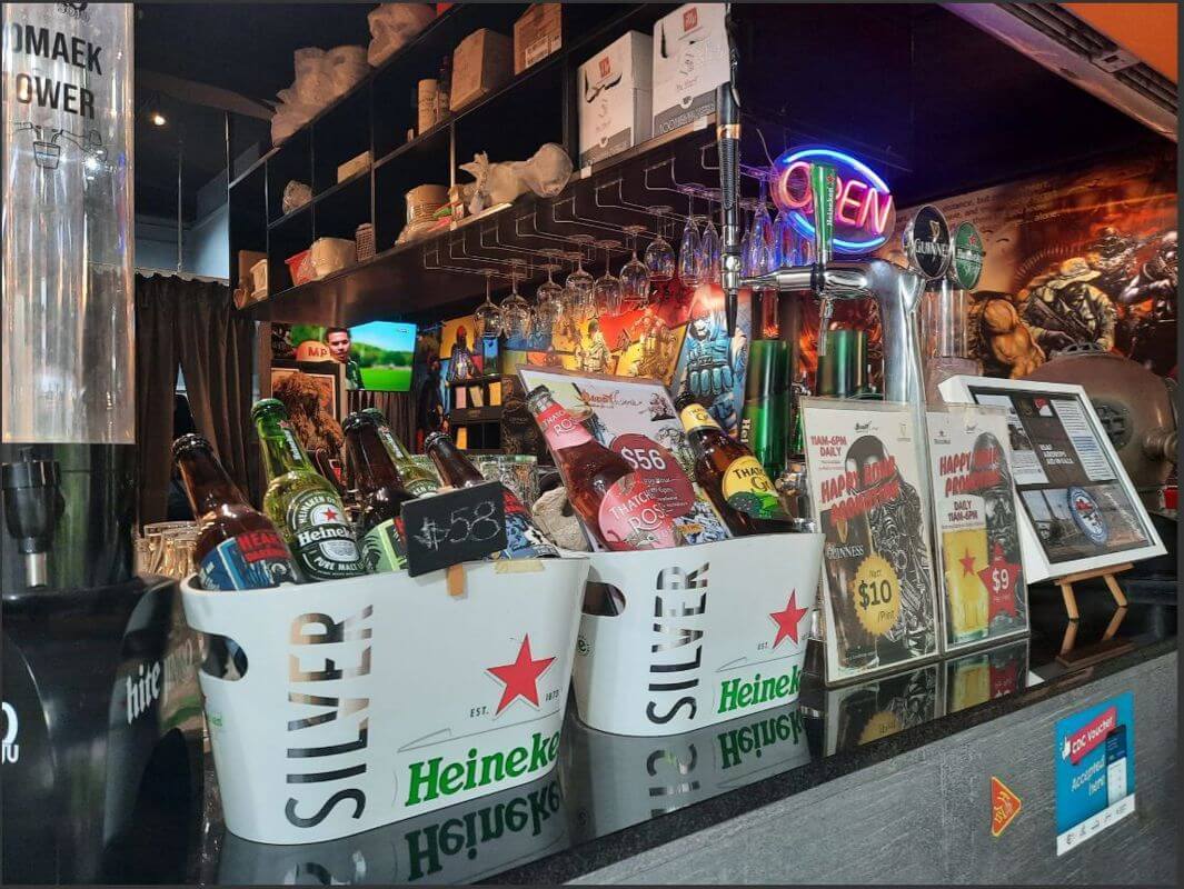 Established Bistro (Beer*) in Changi Village for takeover. 樟宜村成熟经营餐厅(啤酒*)出頂