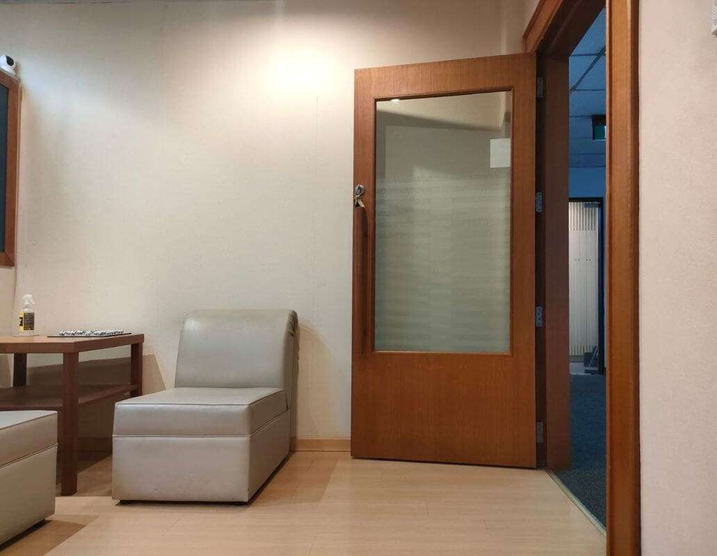 Prime Strata Office Space In CBD Area For Sale Have En Bloc Potential. Fire Sale!