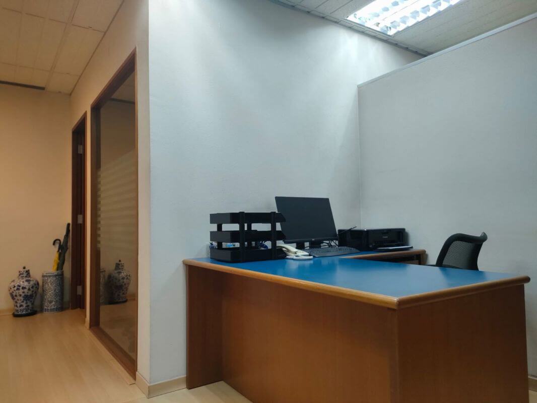 Prime Strata Office Space In CBD Area For Sale Have En Bloc Potential. Fire Sale!