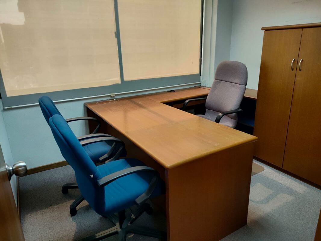 Prime Strata Office Space In CBD Area For Sale Have En Bloc Potential. Fire Sale!