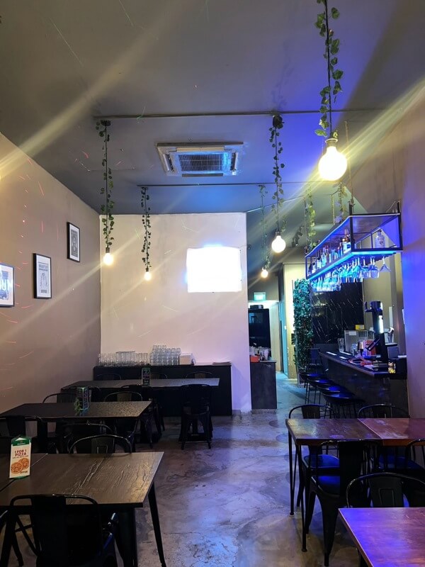 (Expired)Full Equipped Restaurant/ Bistro