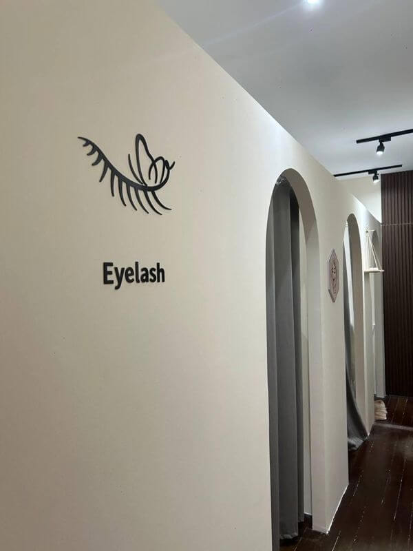 (Expired)Beauty Salon For Takeover. Beautifully Furnished And Renovated Ready For Operation