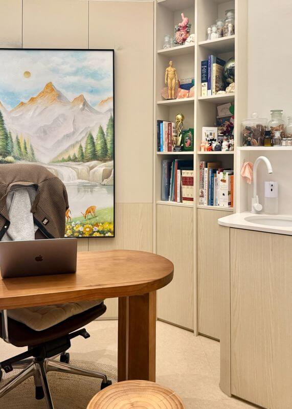 1058 Sqft Retail Clinic Unit For Takeover – Tai Seng Centre