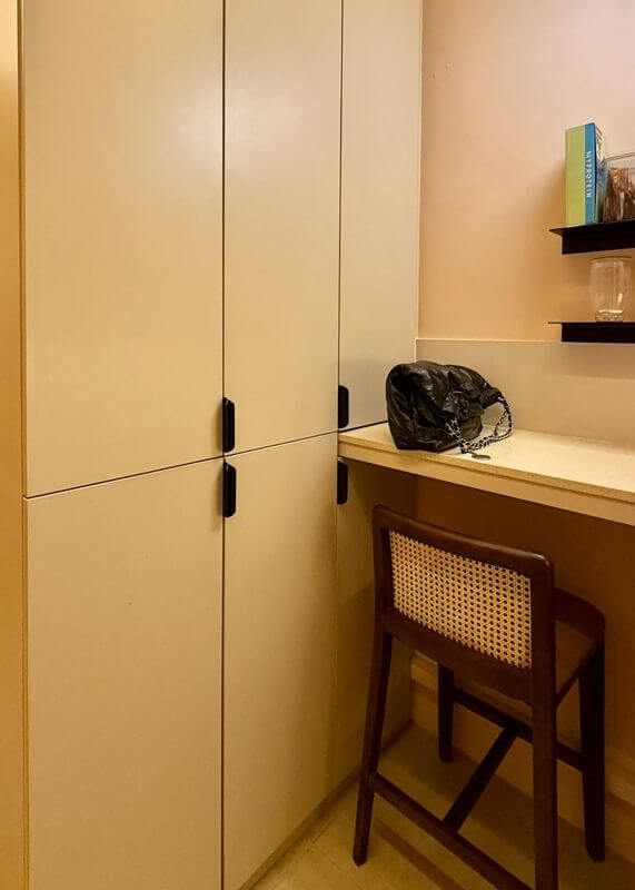 1058 Sqft Retail Clinic Unit For Takeover – Tai Seng Centre