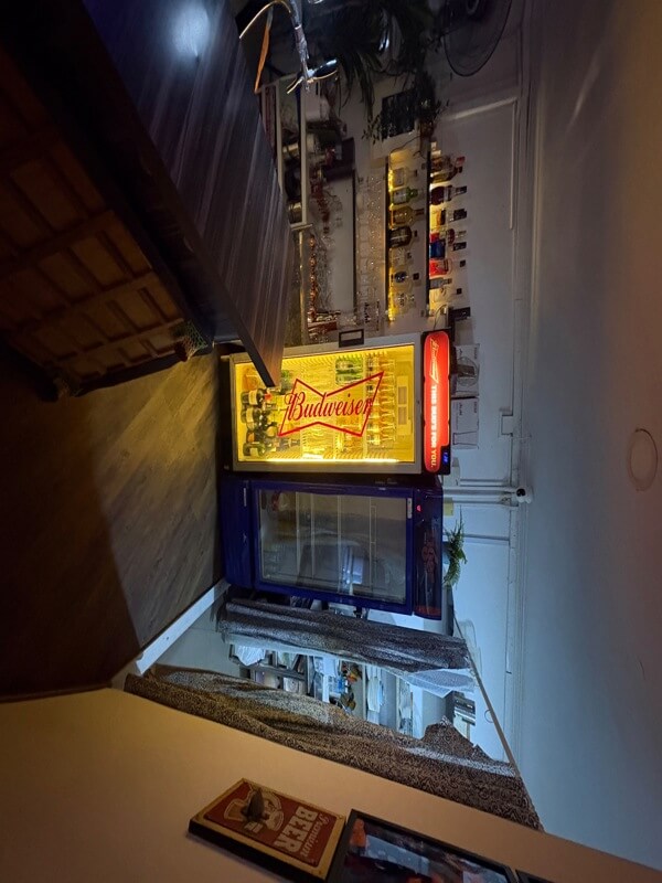 (Expired)Charming Bistro For Sale - Established Spot At Bayshore