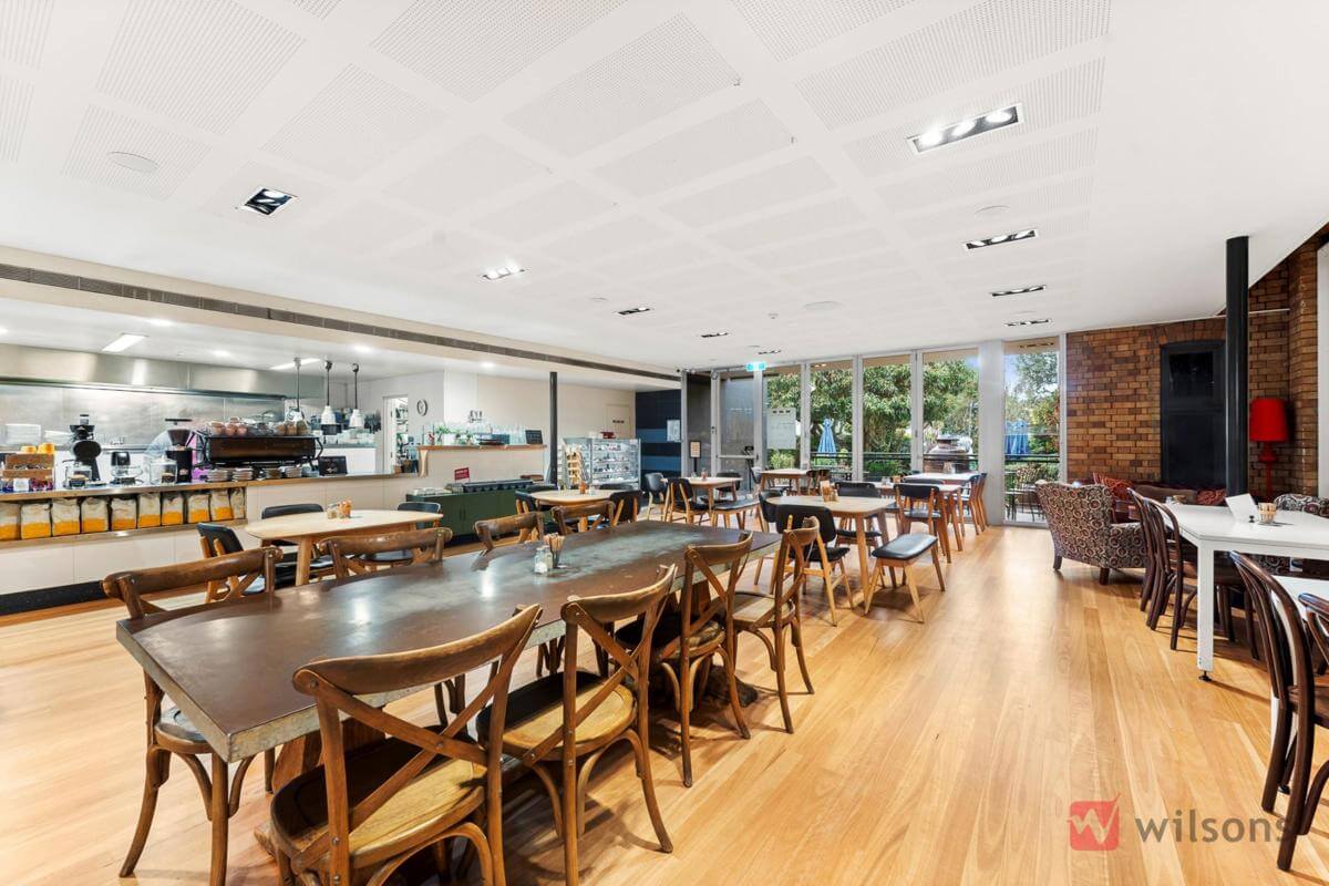 Iconic maitland Cafe - operated Under management