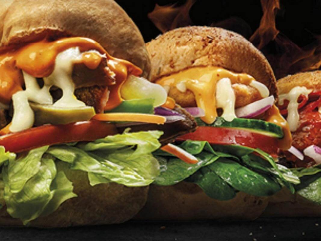 Subway Franchise - Jimboomba! Est. $200k Return To Owner/Operator! Low Rent!