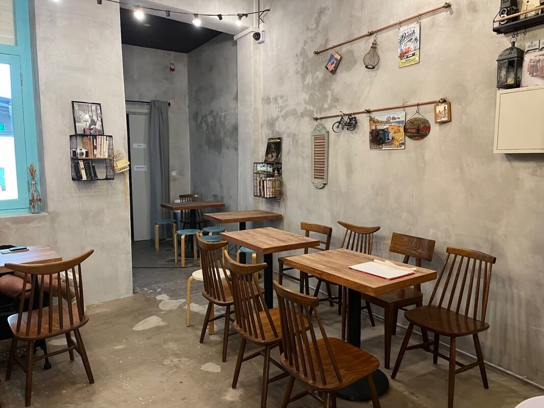 (On Hold)Jalan Besar Dessert Cafe with 1200Sqft, affordable rent, equipment & full setup For Takeover