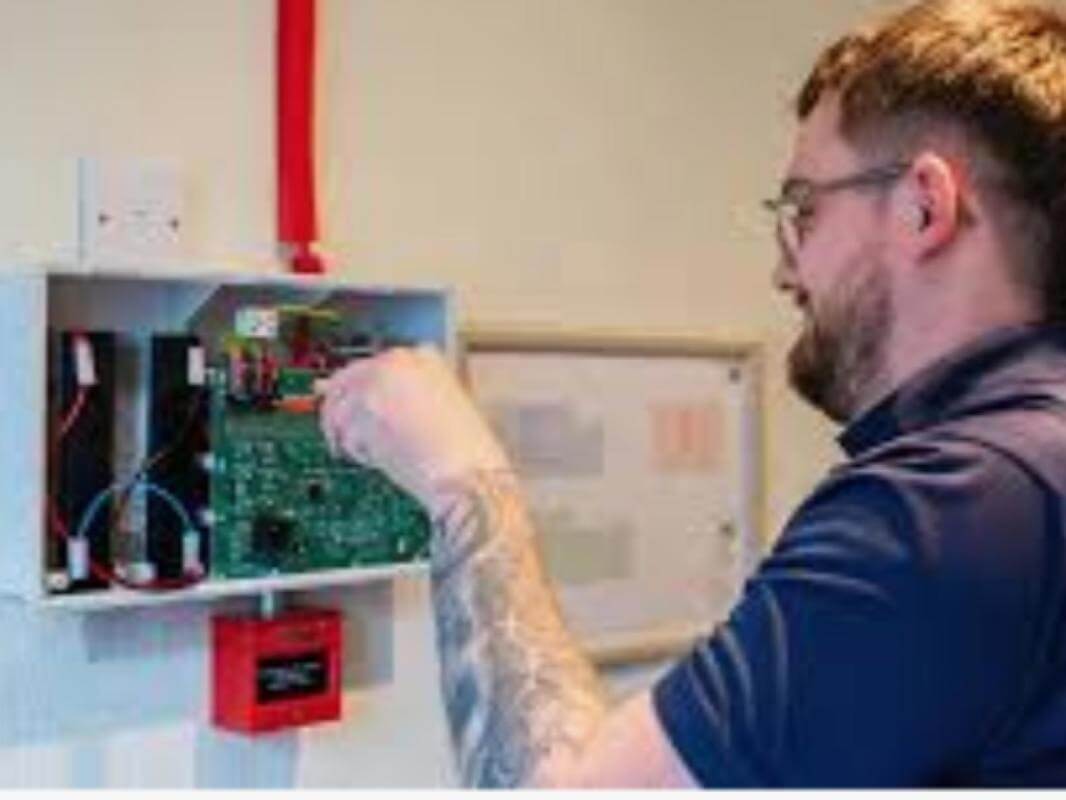 Exceptional opportunity awaits a savvy entrepreneurs and security enthusiasts with this acquisition.