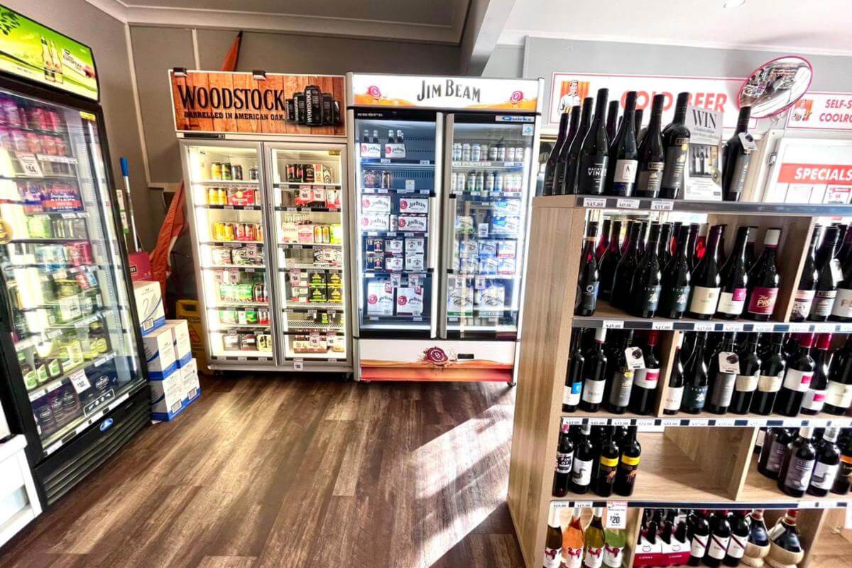 L/hold Beauty Point Waterfront Hotel Glorious River Views 20 Pokies All Income Streams