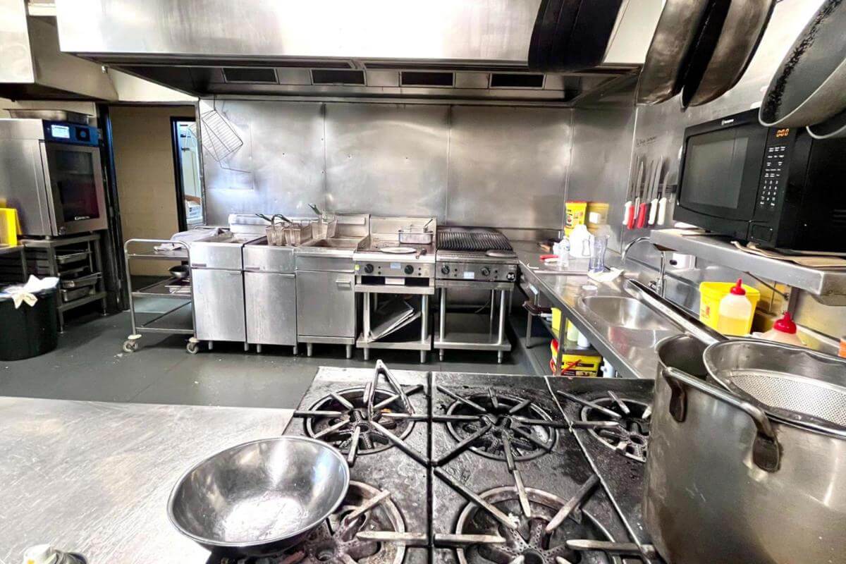 L/hold Beauty Point Waterfront Hotel Glorious River Views 20 Pokies All Income Streams