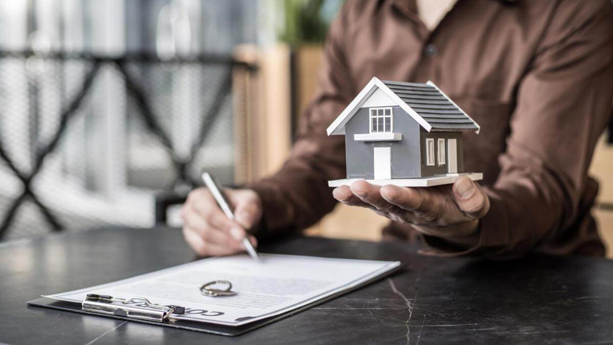 Thriving Residential Mortgage Brokerage  Prime Opportunity!