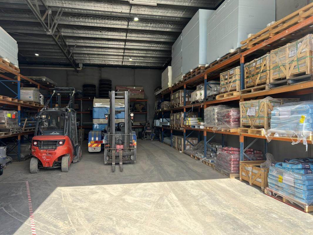 Bricks Tiles Pavers Retail