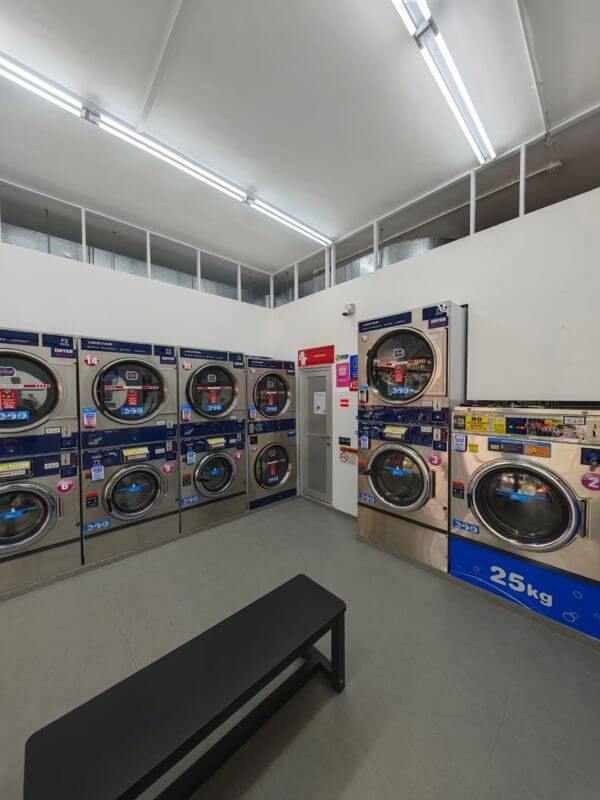 西海岸自助洗衣店转让