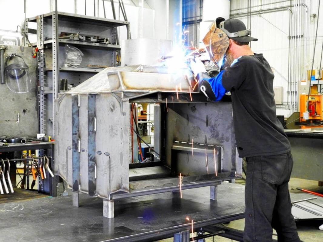 Established Niche Manufacturing/Retail Heating business with $500K+ adjusted profit