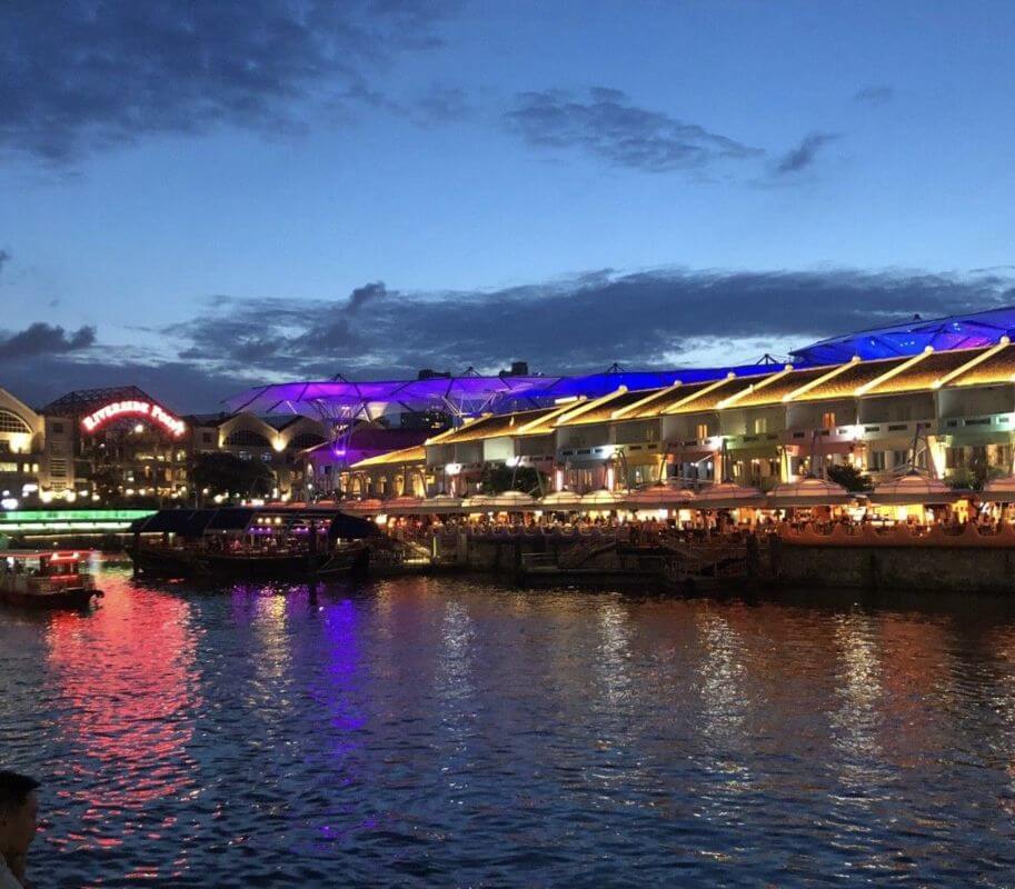 Seafood restaurant for takeover