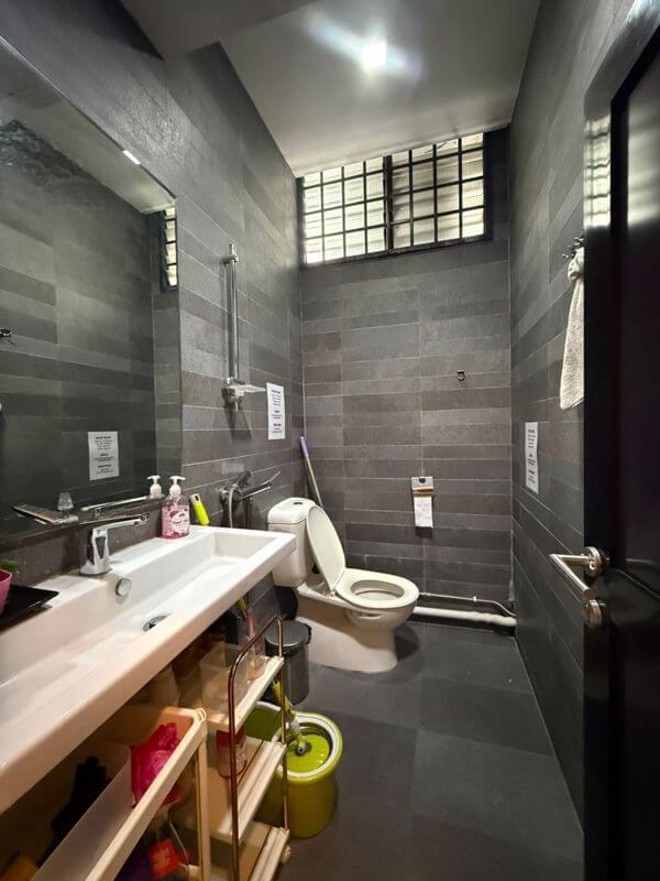 8 Years Old Business Fully Equipped & Ready To Operate