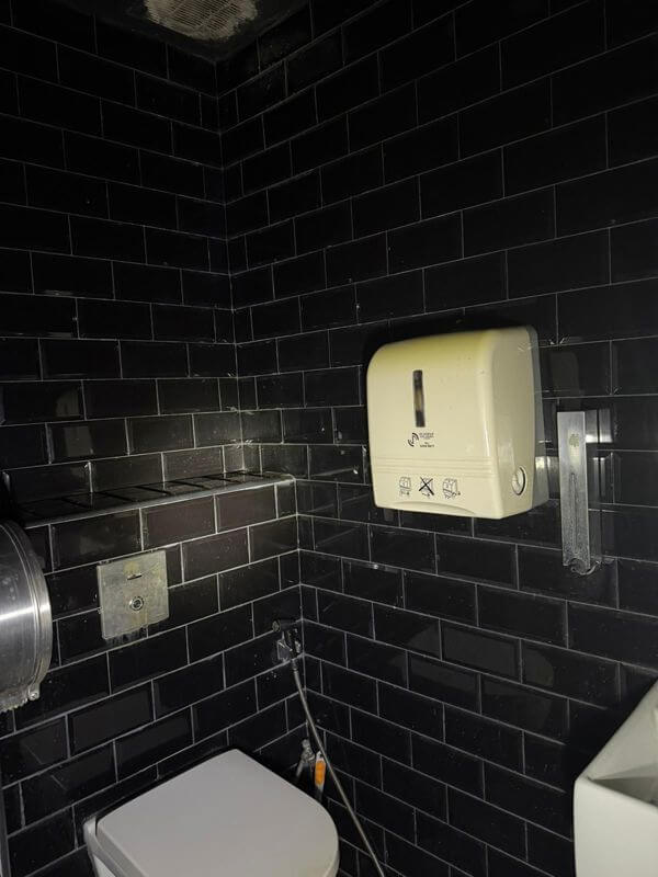 Prime Central District Shophouse – Ground Floor For Rent