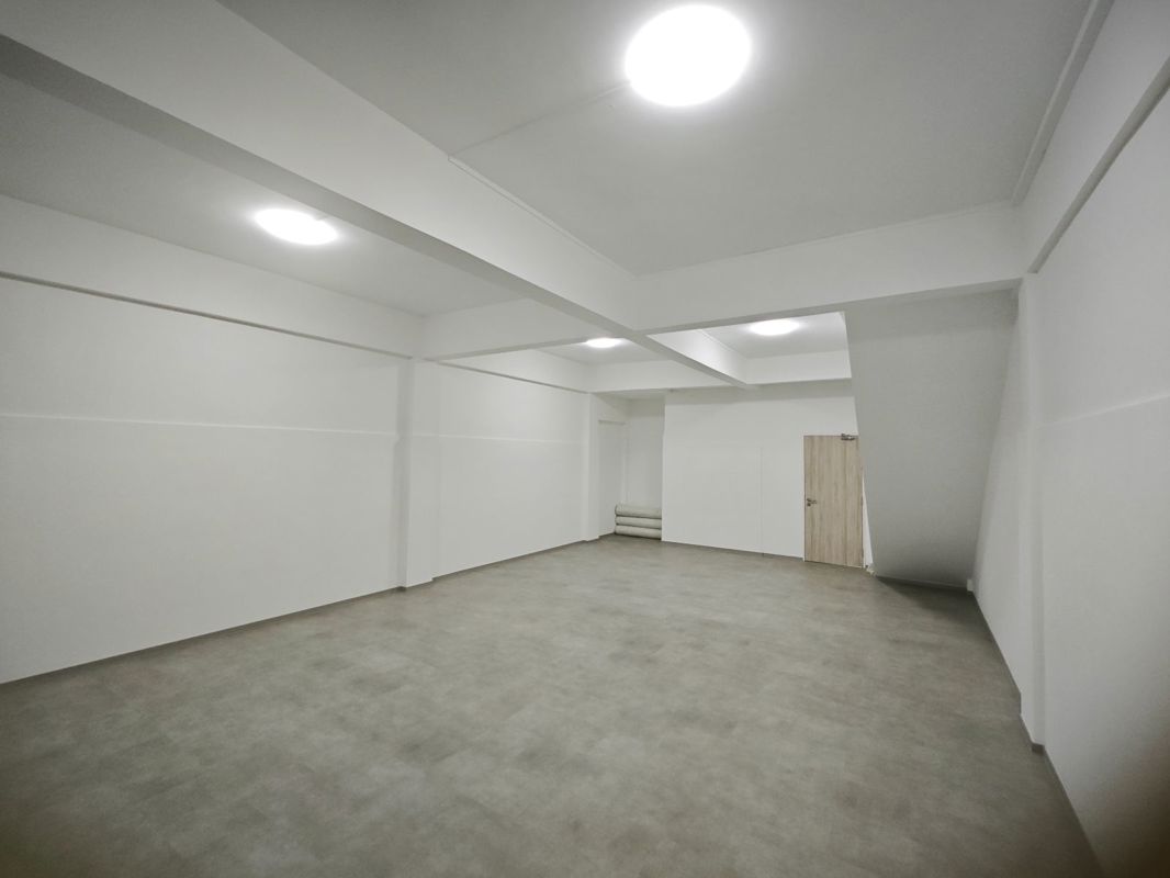 Ang Mo Kio Shophouse For Rent (宏茂桥店面出租)