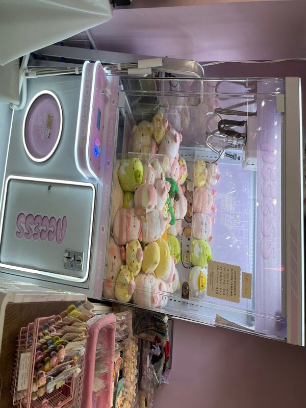 Gift Shop In Bugis Street For Takeover, Include All Inventory, Move In Immediately