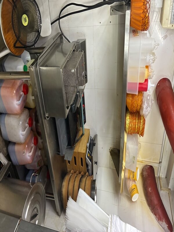 (Expired)超旺麻辣香锅/煮炒档口转让 Hot Place Mala & Zhi Char Takeover