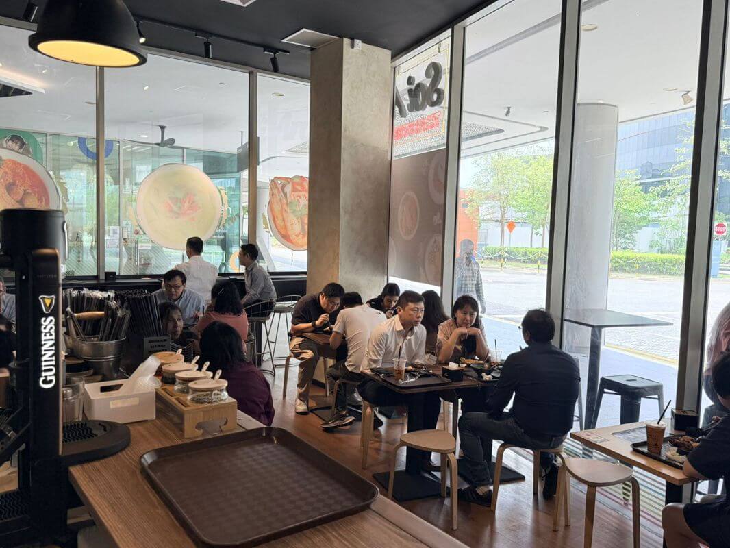 Lowest Rental For A 677Sqft Unit! $3.2K With 1% Gto Only! Food Lunch Crowd Daily!