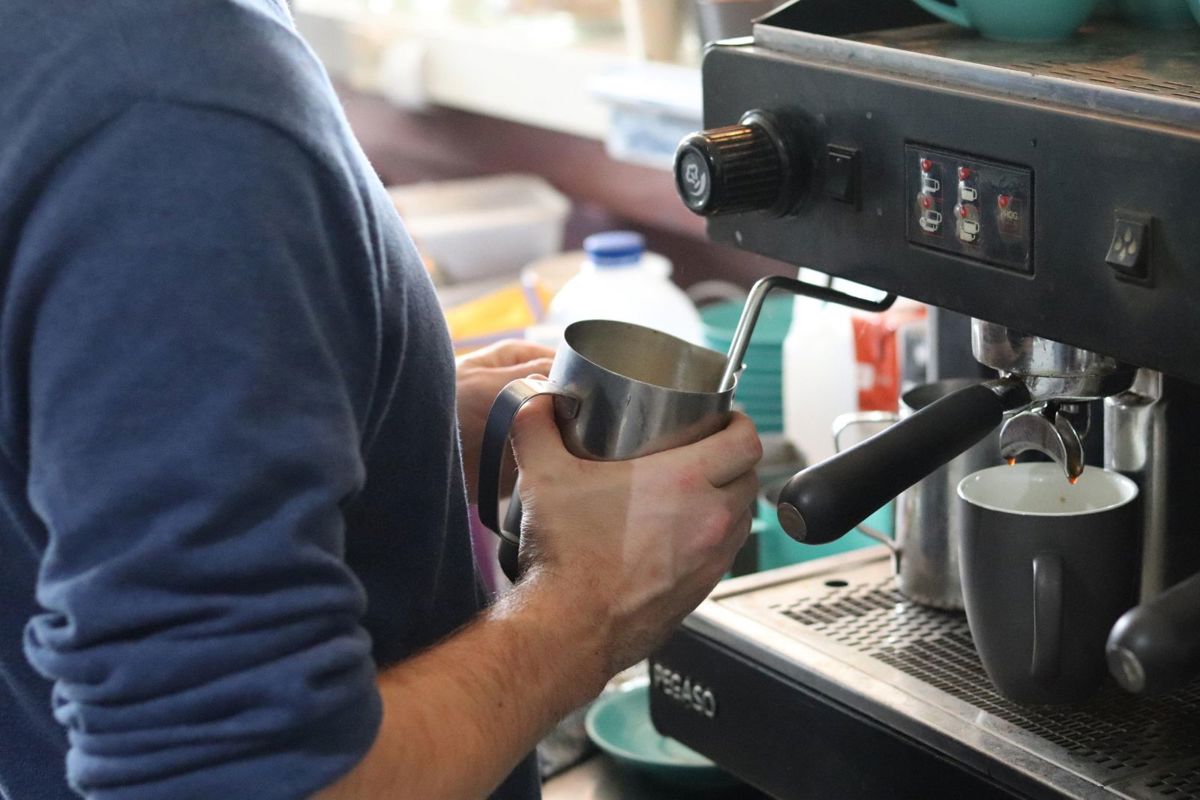 Impressive Suburban Cafe For Sale – Southeast