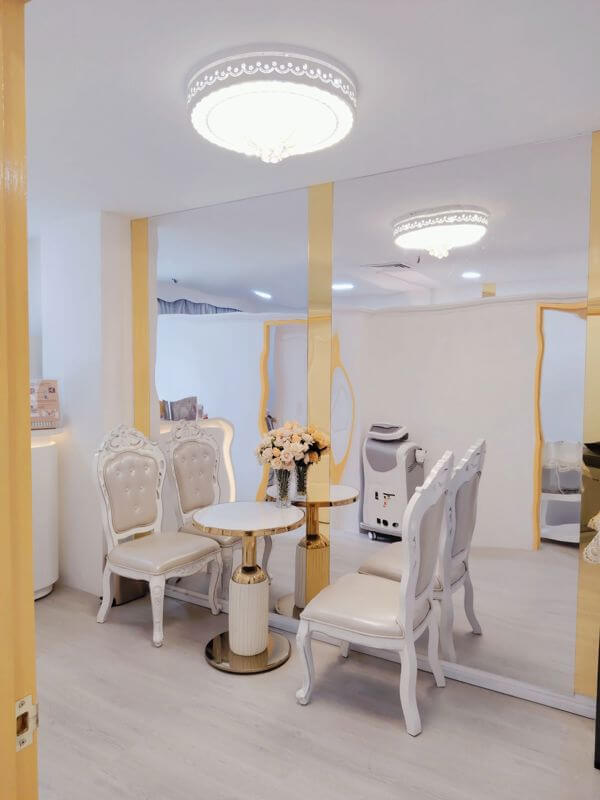 Business beauty salon for take over 19k