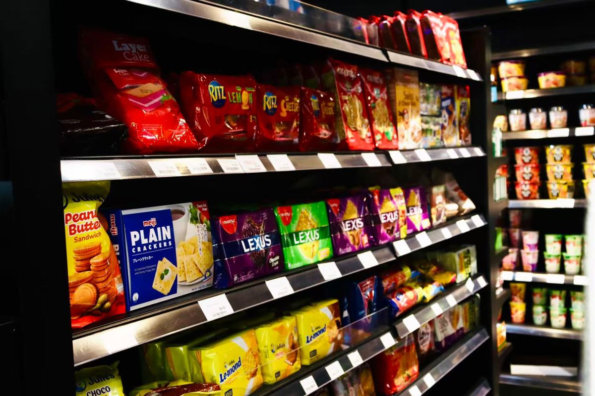 Kovan Mini Mart For Takeover · Simon Plaza · Lease 2Y 5M Remaining · Option To Renew