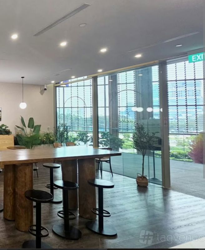 Beautiful Cafe For Immediate Take Over Near Kent Bridge MRT Station Singapore