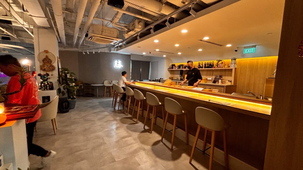 Restaurant, Bistro, Spa, Beauty Salon, Aesthetic Clinic, Laundromat etc For Takeover