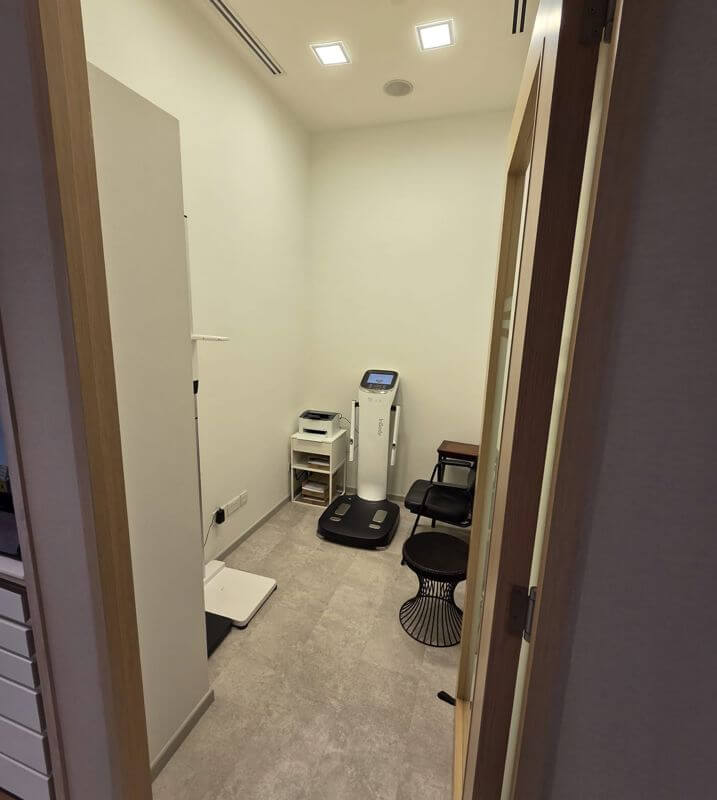 Well-Renovated Unit Looking For Take Over With New Tenancy In Novena Medical Central