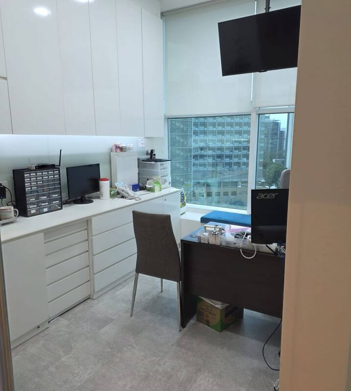 Well-Renovated Unit Looking For Take Over With New Tenancy In Novena Medical Central