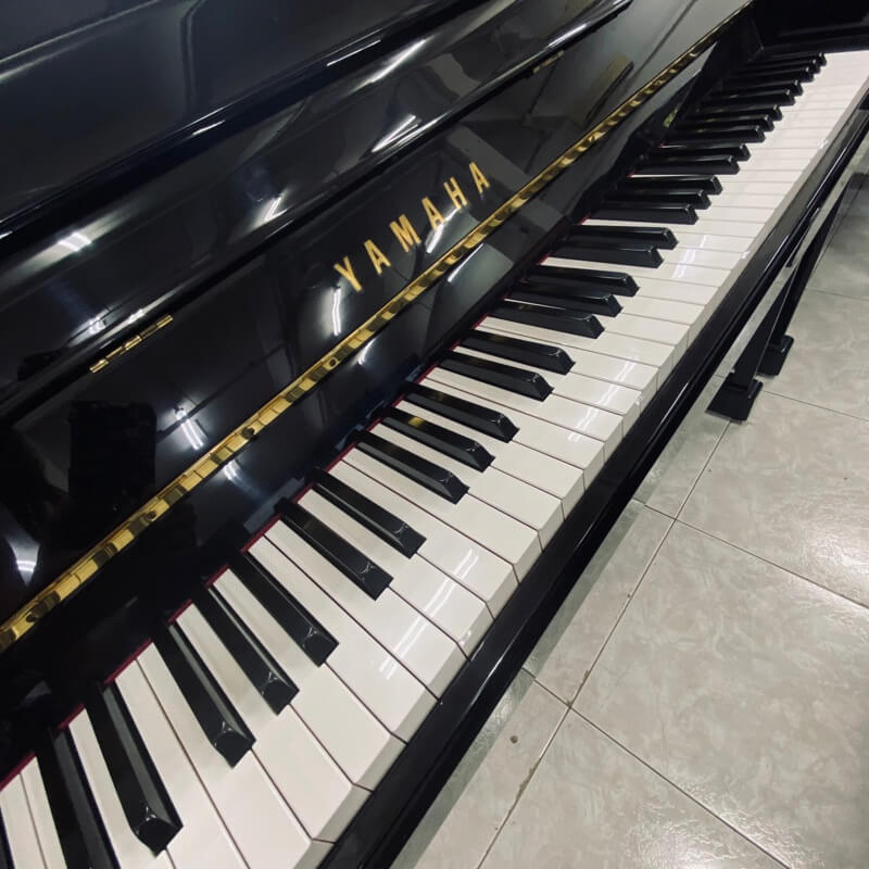 Take Over A Running Piano Business In Singapore