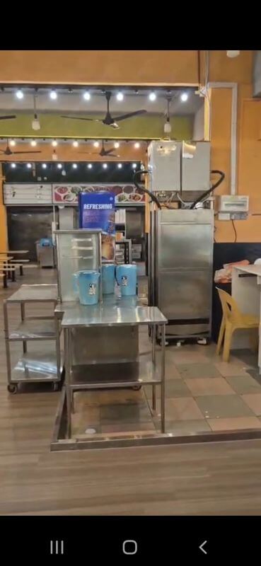HDB Coffee Shop For uegent Rent With 10 Stalls