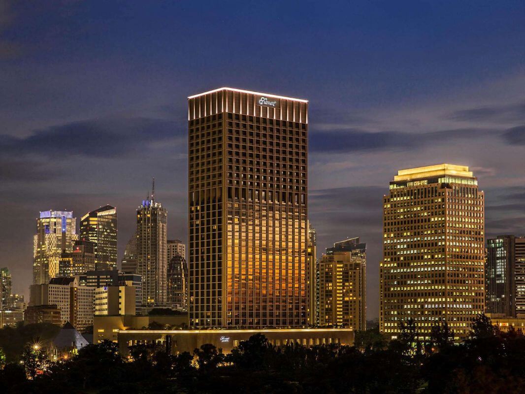 4 Stars Premium Hotel in Batam looking for take over! Located at the heart of Nagoya