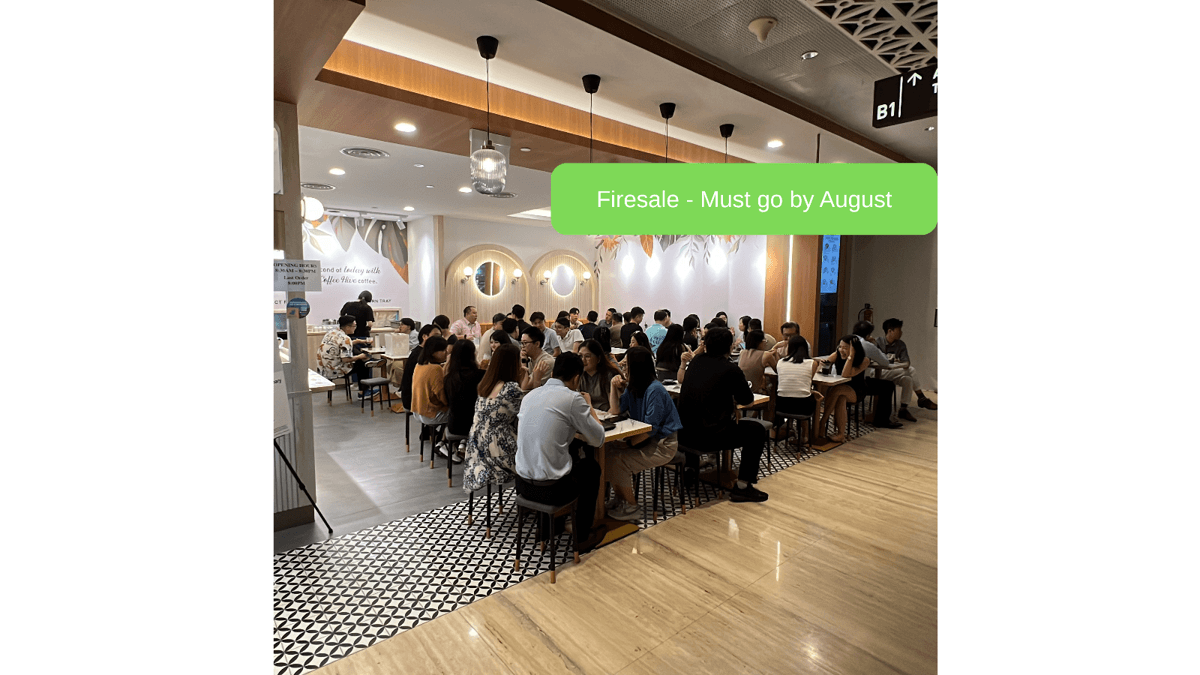 Firesale - Must Let Go By August - Traditional Coffee Shop In Central Shopping Mall