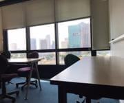 Free office space first day! Rent day to day 25 sgd! Or Weekly / monthly! Need agents!  image 1