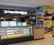 Fully Set-Up Fruit Juice & Cut Fruits Outlet For Sales image 1