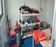 Car Garage For Taking Over image 9